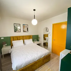 three-doors-apartments-papaya-1-bedroom-apartment.hotels-in-tirana.com/