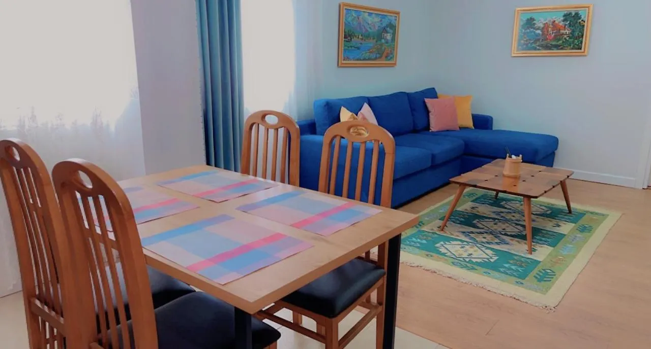 Appartamento Chestnut Yard Villa Tirana Albania