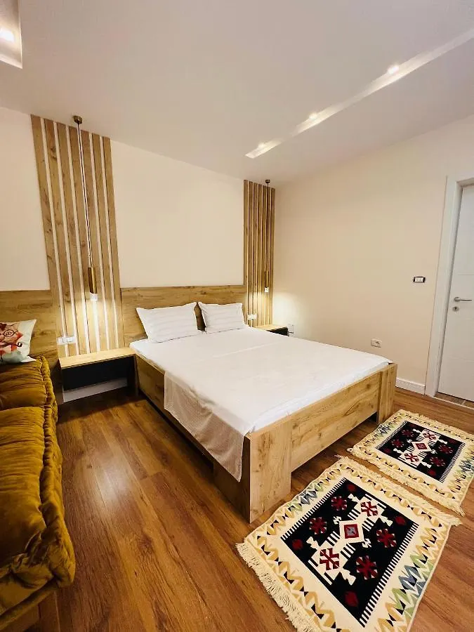 Chestnut Yard Villa Tirana 0*,  Albania